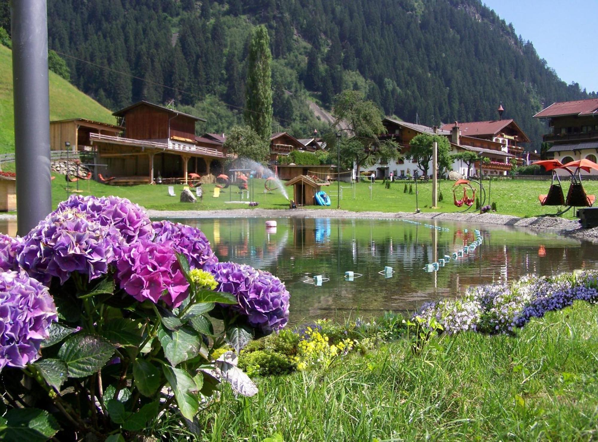 Pension Holzknechthof Am See Neustift im Stubaital Exterior photo