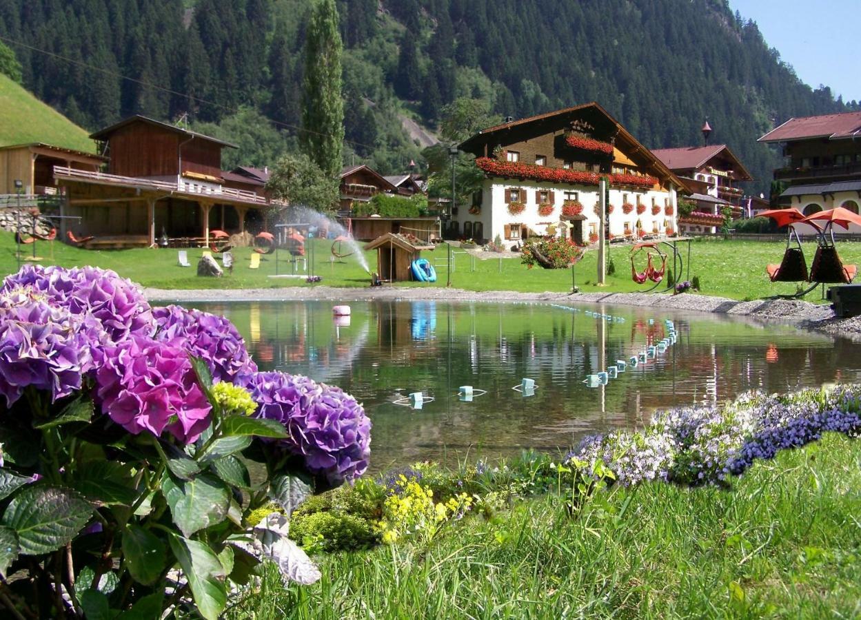 Pension Holzknechthof Am See Neustift im Stubaital Exterior photo